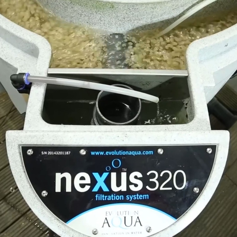 Evolution Aqua Nexus 320 - филтър за езера